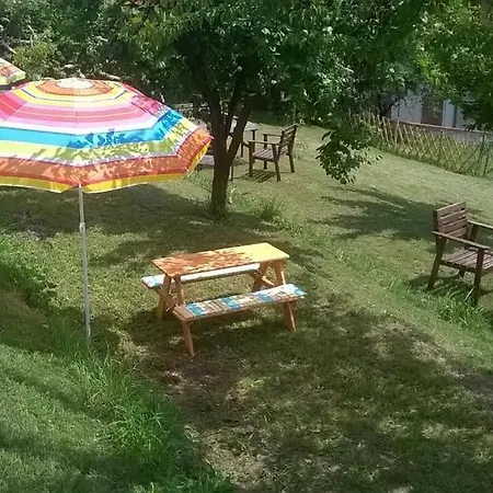 Farm Agriturismo La Borgaccia مزرعة للإقامة *