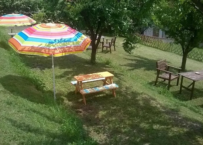 Farm Agriturismo La Borgaccia مزرعة للإقامة *