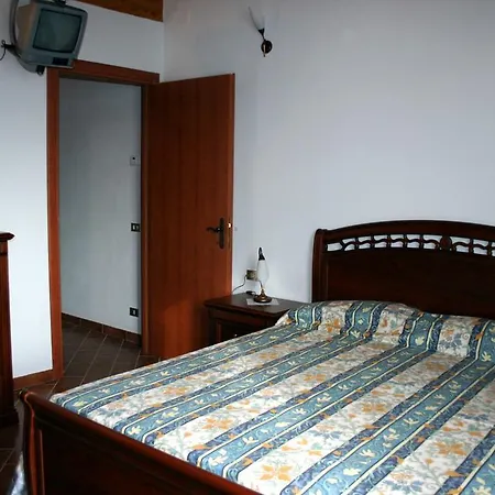 Farm Agriturismo La Borgaccia Κατάλυμα σε φάρμα Baiso