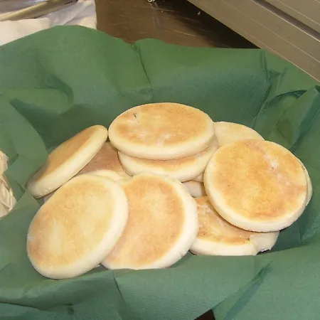 Farm Agriturismo La Borgaccia Farm stay *