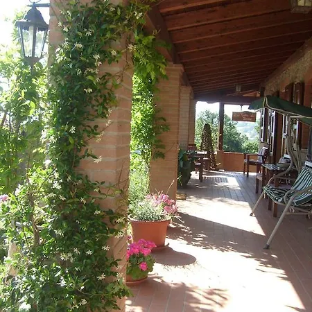 Κατάλυμα σε φάρμα Farm Agriturismo La Borgaccia Baiso