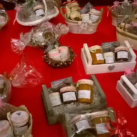 Farm Agriturismo La Borgaccia Farm stay Baiso