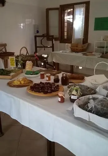 Farm Agriturismo La Borgaccia *